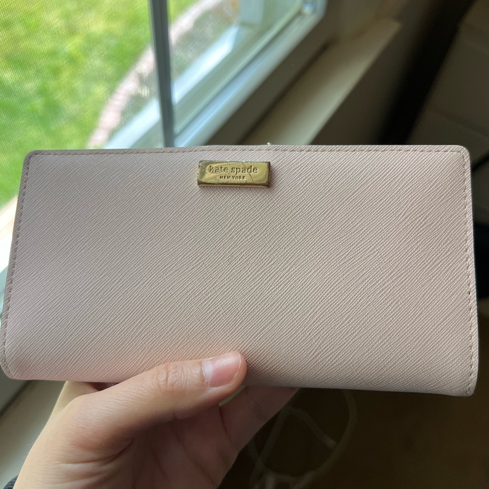 Kate Spade ♠️ Pink Bifold Wallet Gold Hardware